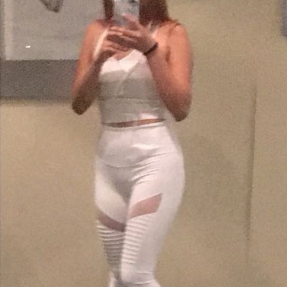 White mesh leggings - Picture 3 of 3